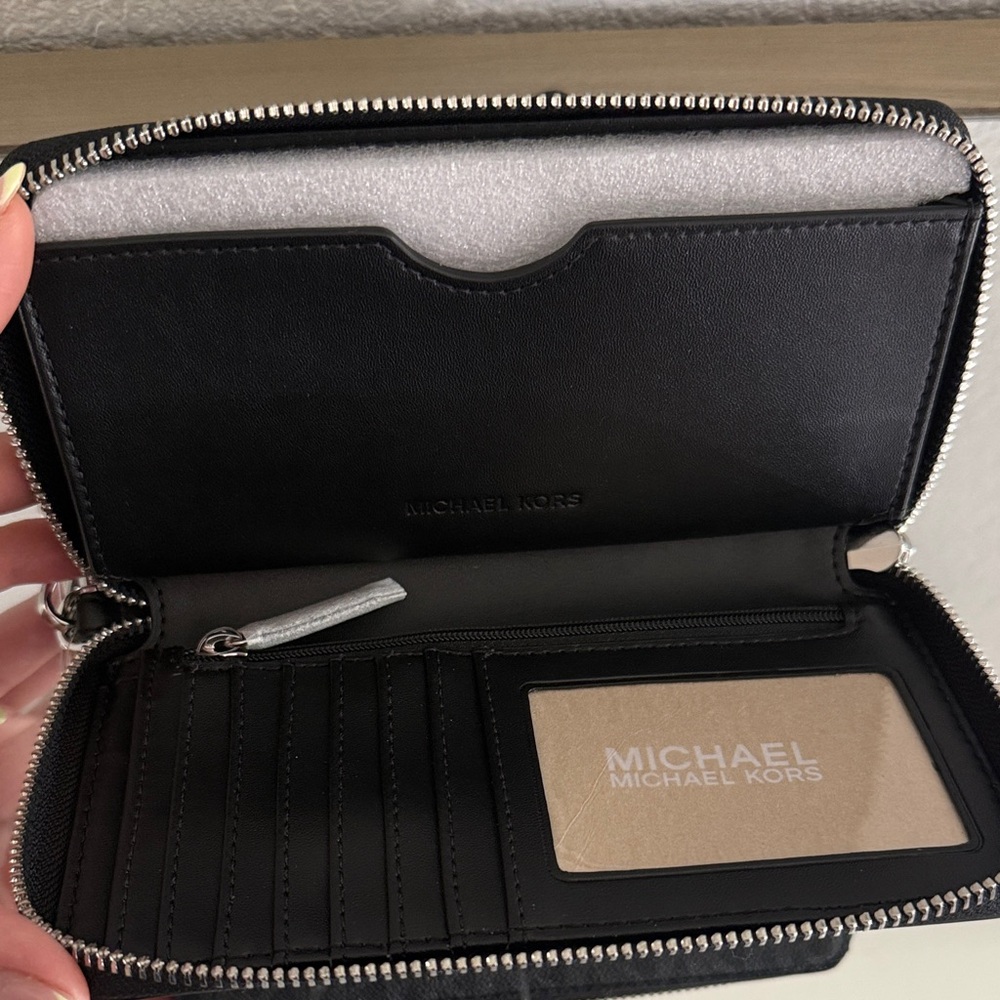 Michael Kors Black MK Signature Wristlet Clutch - Picture 4 of 4